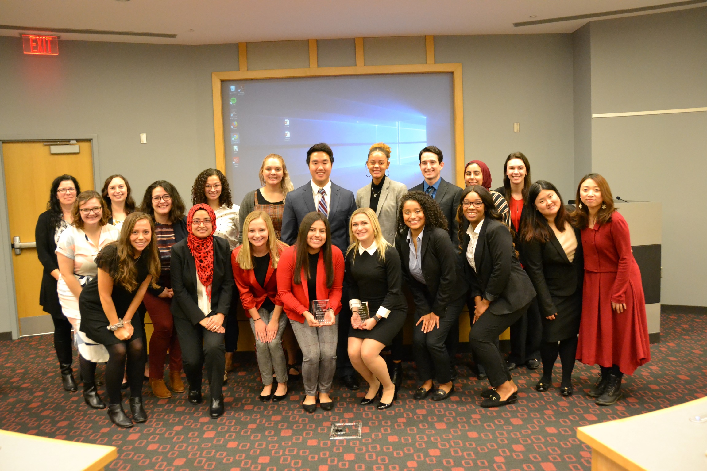 Case Competition students