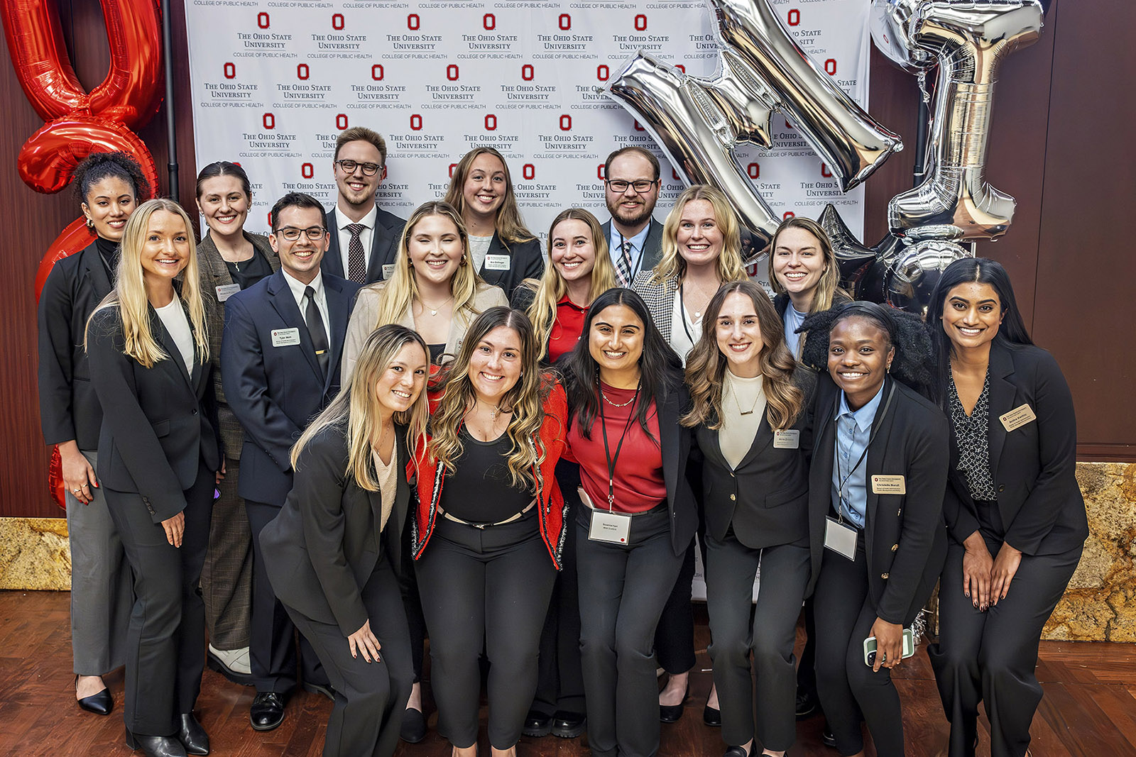 Students pose for a photo at the 2025 Management Institute.