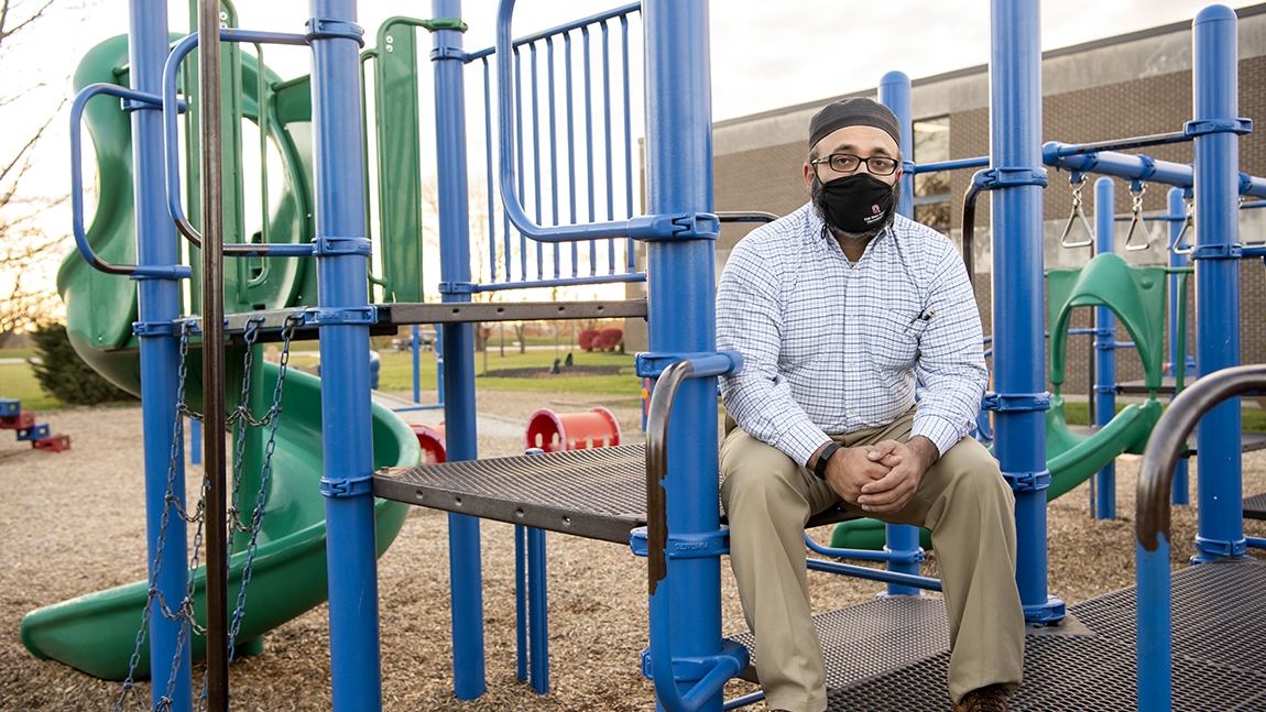 Professor Ayaz Hyder