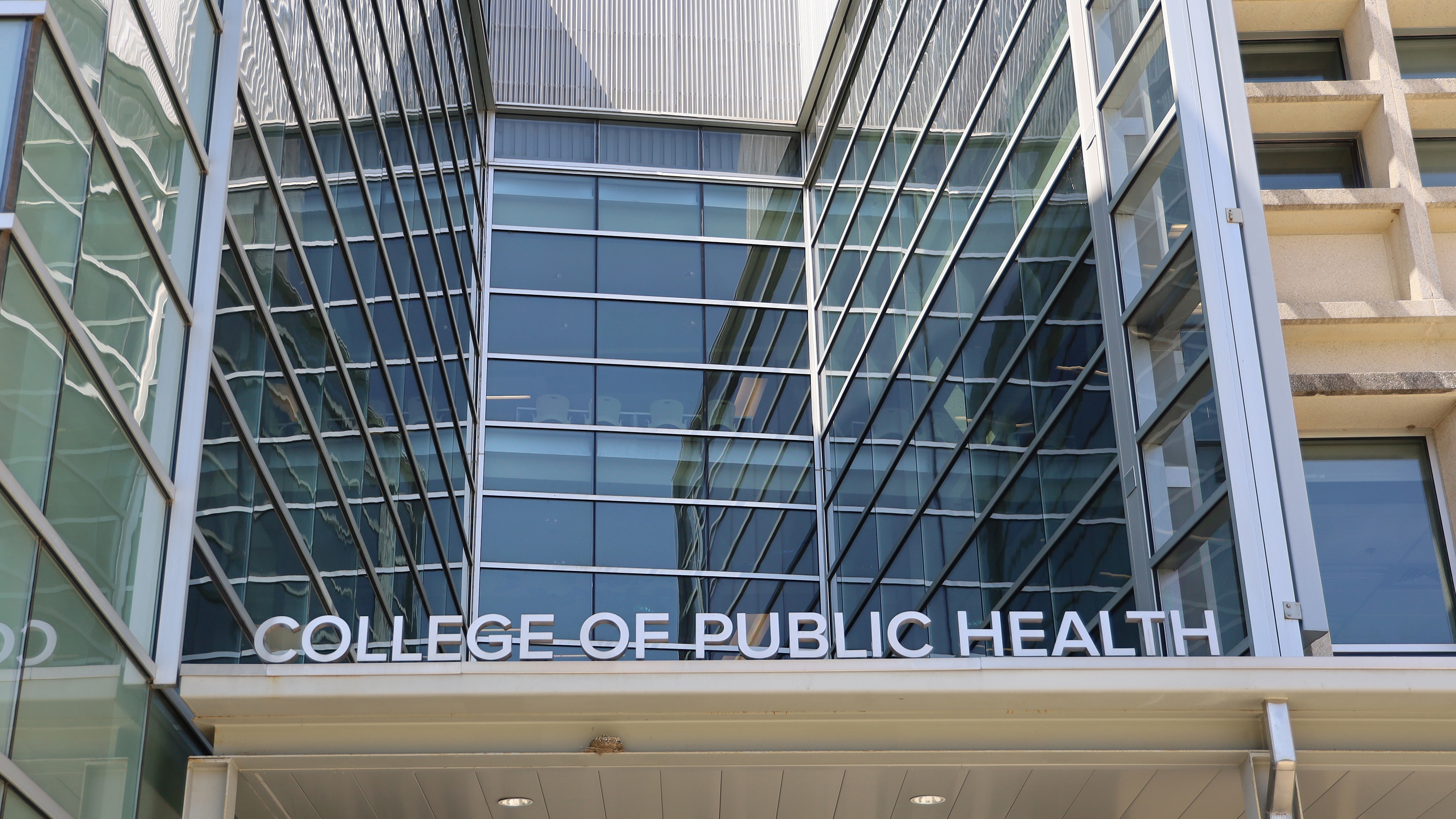 close shot of the front of Cunz hall