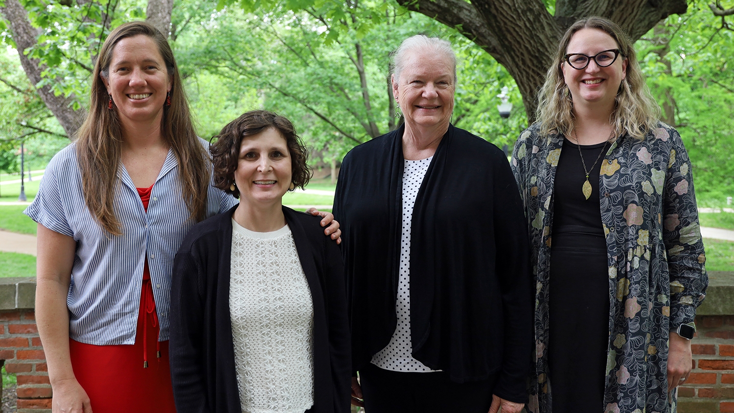 Amie Hufton, Julia Farkas, Karla Zadnik and Lisa Van Dyke