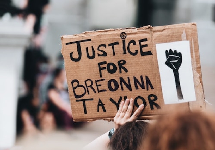 Justice for Breonna Taylor sign